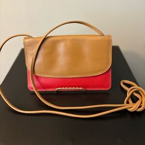 ILI New York RFID Leather Small Crossbody Purse/ Wallet Bag - Preused